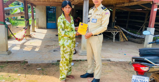ខេត្តបាត់ដំបង៖ នៅថ្ងៃសៅរ៍ ៥កេីត ខែជេស្ឋ ឆ្នាំម្សាញ់ សប្តស័ក ព.ស.២៥៦៩ ត្រូវនឹងថ្ងៃទី៣១ ខែឧសភា ឆ្នាំ២០២៥ សកម្មភាពជំនាញតាមបណ្តាប៉ុស្តិ៍នគរបាលរដ្ឋបាល ចំណុះអធិការដ្ឋាននគរបាលក្រុង ស្រុក នៃស្នងការដ្ឋាននគរបាលខេត្តបាត់ដំបង
