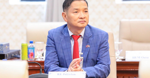 ឯកឧត្តម ឧត្តមសេនីយ៍ឯក បណ្ឌិត តុប នេត អញ្ជេីញចូលរួមក្នុងកិច្ចប្រជុំពិនិត្យវាយតម្លៃលទ្ធផលកិច្ចសហប្រតិបត្តិការឆ្នាំ២០២៥ និងចុះហត្ថលេខាលើកំណត់ហេតុស្តីពីកិច្ចសហប្រតិបត្តិការឆ្នាំ២០២៦ រវាងក្រសួងមហាផ្ទៃ