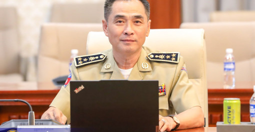 ឯកឧត្តម ឧត្តមសេនីយ៍ឯក សុក ធី អញ្ជើញចូលរួមក្នុងកិច្ចប្រជុំប្រចាំពាក់កណ្តាលខែ ដើម្បីតាមដានវឌ្ឍនភាពការងារបង្ក្រាបបទល្មើសឆបោកតាមប្រព័ន្ធបច្ចេកវិទ្យា (Online Scams)